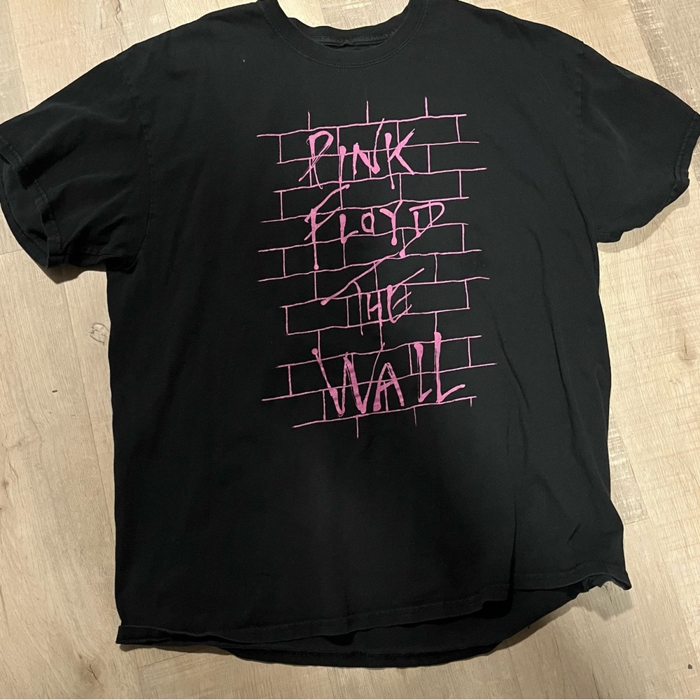 Pink Floyd Black Tee with Pink Design